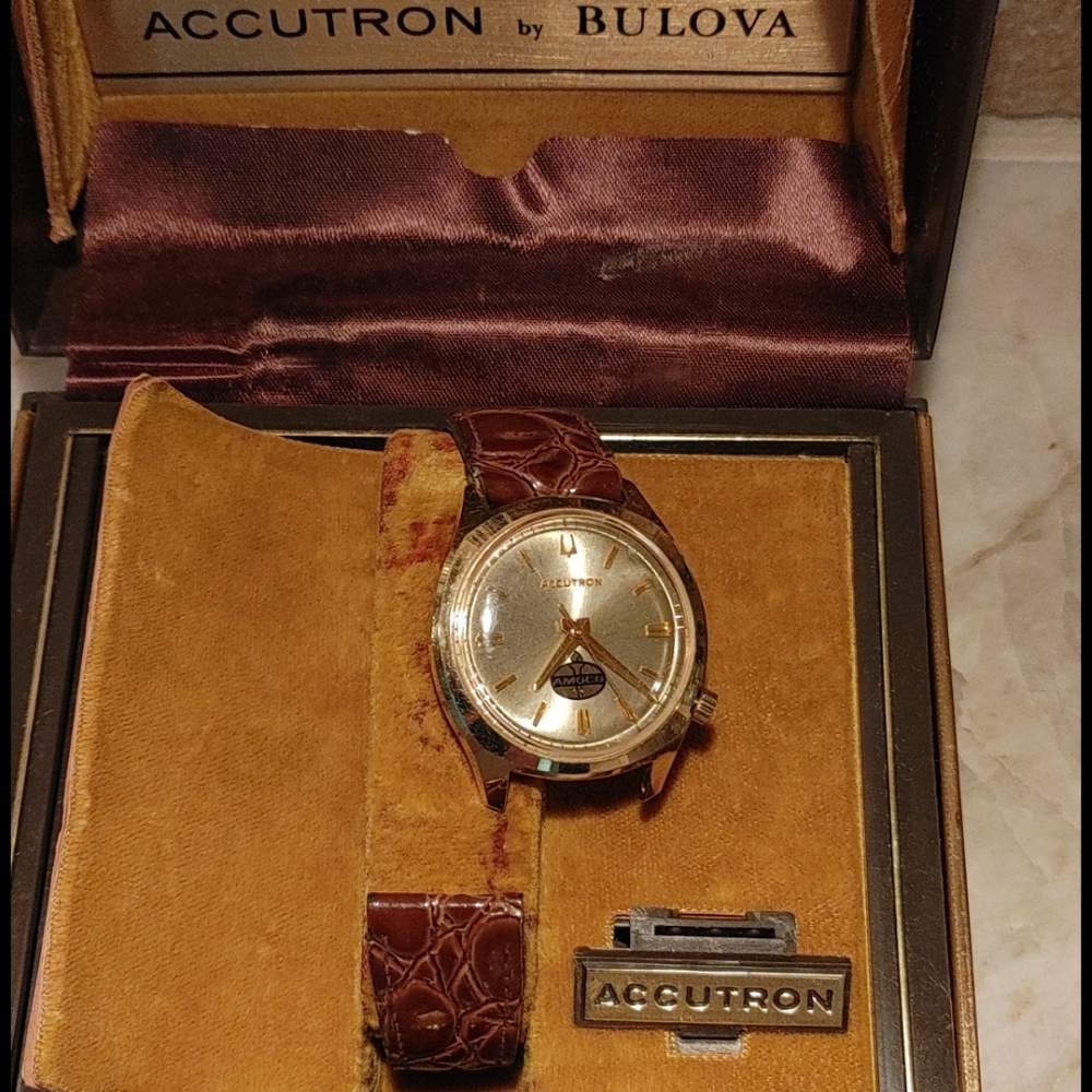 Vintage Bulova Accutron gold Watch
